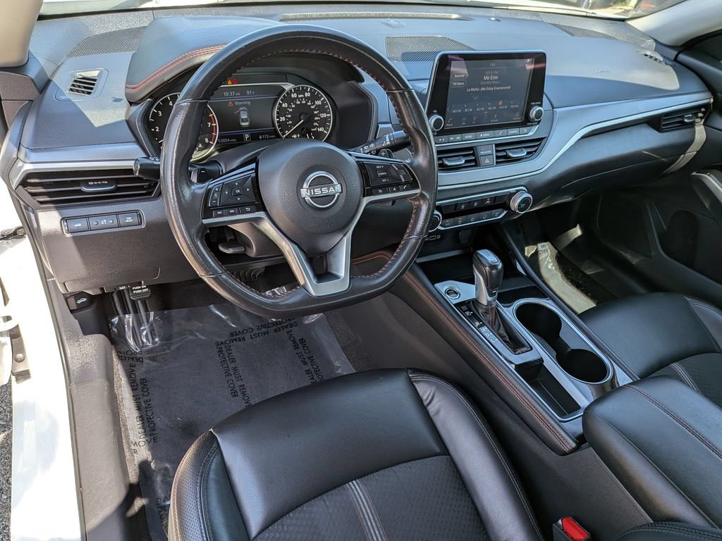 Used 2024 Nissan Altima 2.5 SR FWD image 16