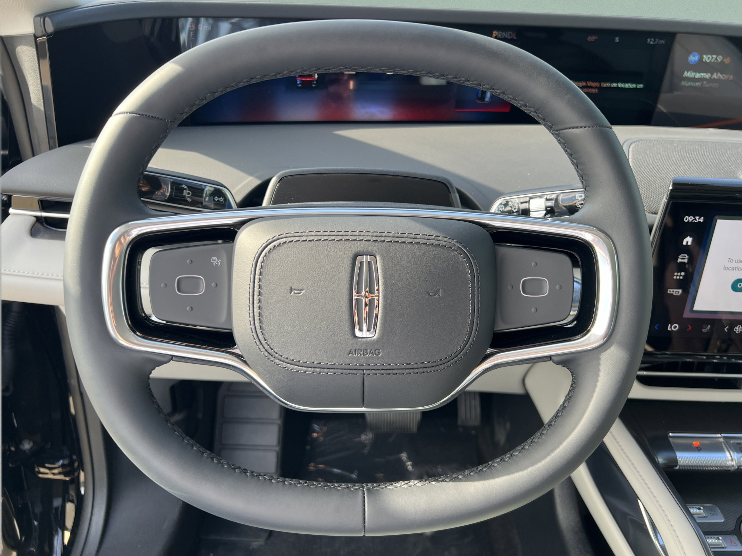 New 2026 Lincoln Nautilus Premier w/ Jet Appearance Package AWD/4WD image 10