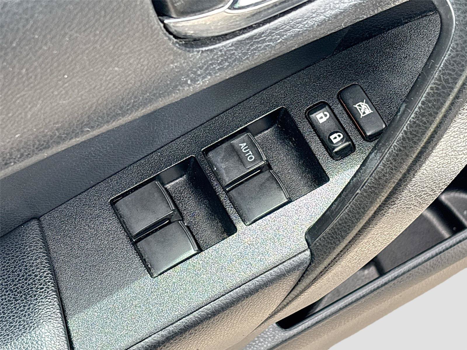 Used 2014 Toyota Corolla S FWD image 17