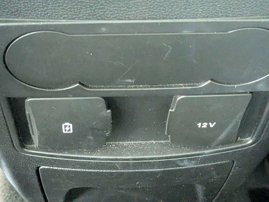 Used 2024 Ford Explorer XLT w/ Equipment Group 202A image 16