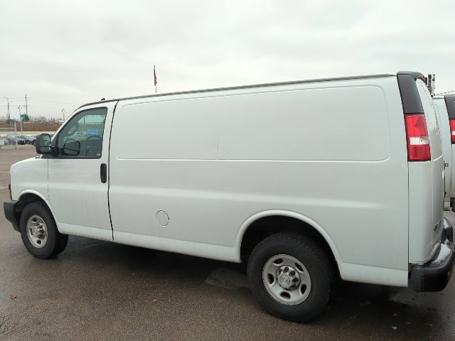 Used 2019 Chevrolet Express 2500 w/ Driver Convenience Package image 3