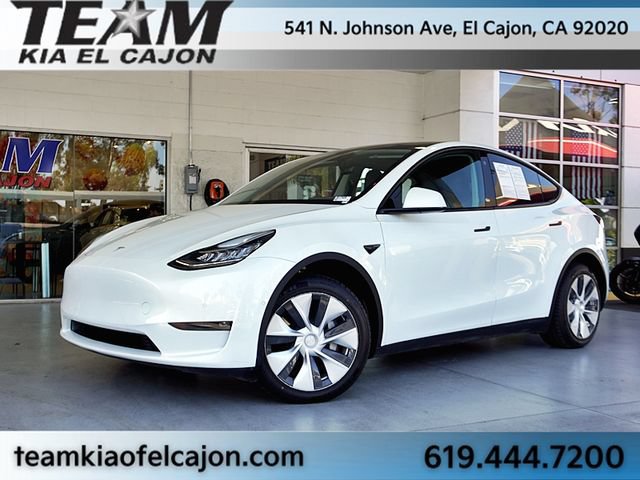 Used 2022 Tesla Model Y Long Range AWD/4WD image 2