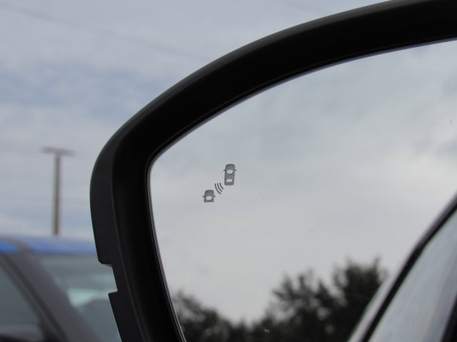 Used 2023 Nissan Pathfinder SL image 21