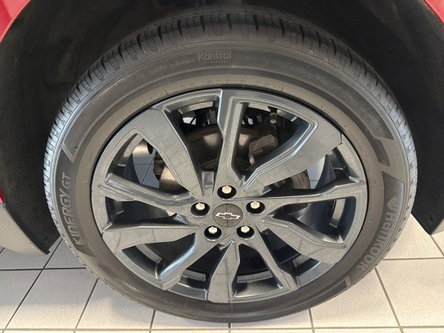 Used 2023 Chevrolet Equinox RS AWD/4WD image 9