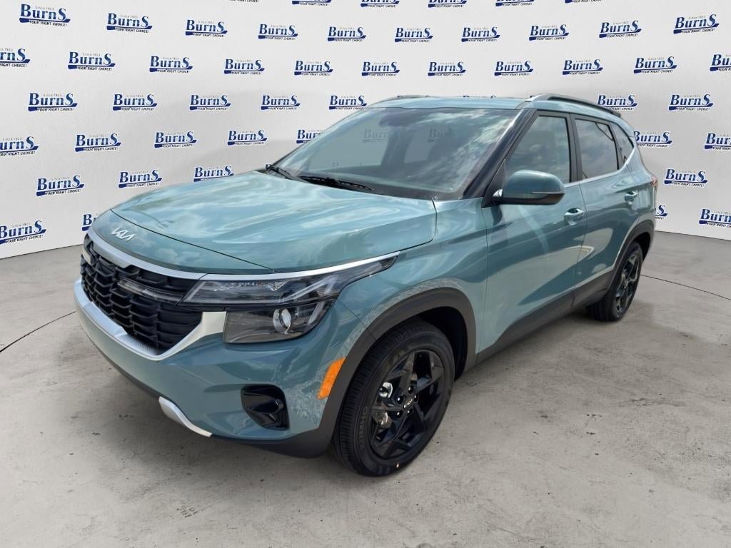 New 2026 Kia Seltos EX FWD image 3