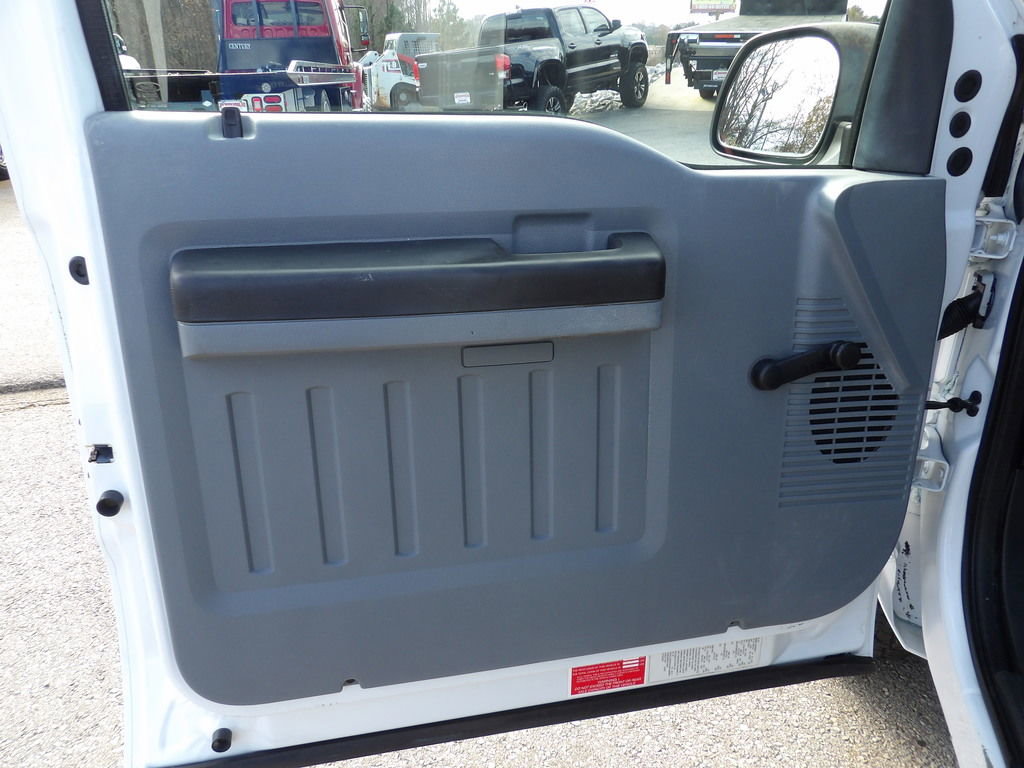 Used 2015 Ford F250 XL image 14