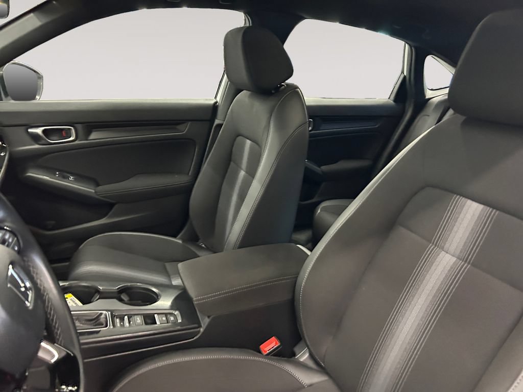 Used 2023 Honda Civic Sport image 15