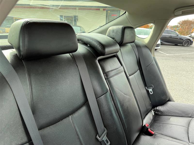 Used 2011 INFINITI M37 x w/ Premium Pkg AWD/4WD image 23