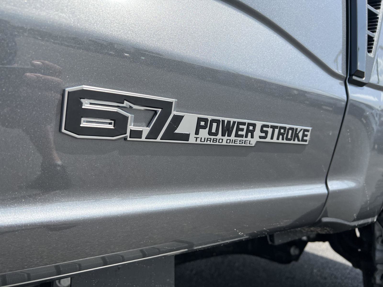 New 2025 Ford F350 Lariat w/ Lariat Ultimate Package image 5