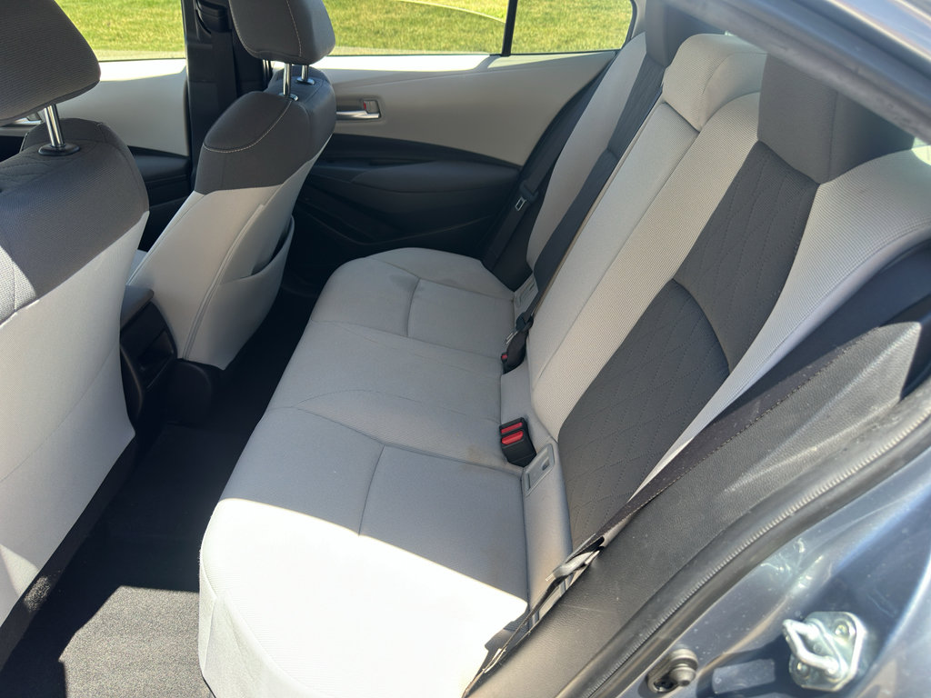 Used 2020 Toyota Corolla LE FWD image 14