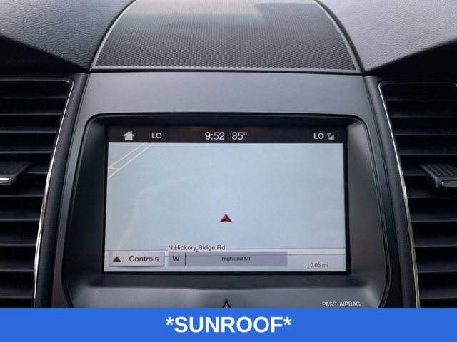 Used 2018 Ford Taurus SEL AWD/4WD image 7