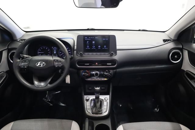 Used 2022 Hyundai Kona SE image 13