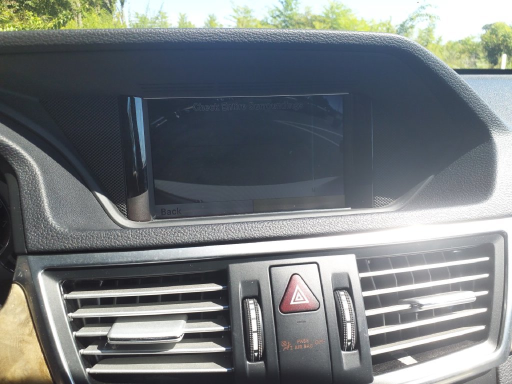 Used 2011 Mercedes-Benz E 550 Sedan image 32