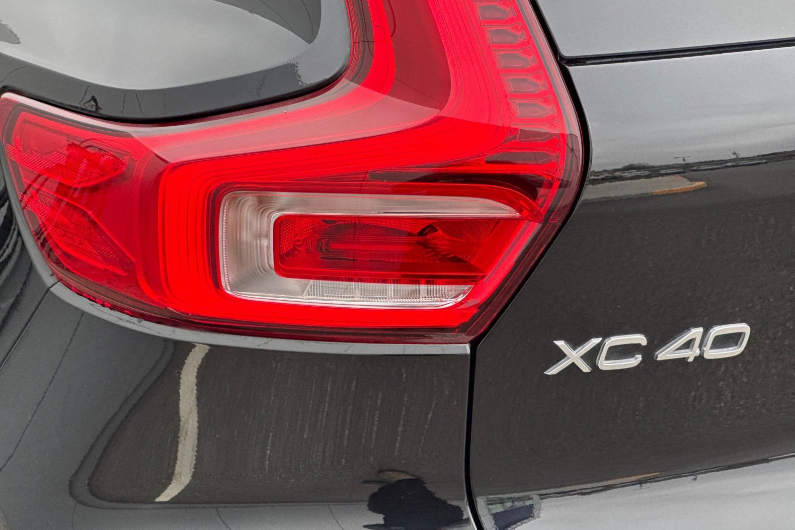Used 2023 Volvo XC40 Recharge Ultimate w/ Protection Package Premier AWD/4WD image 33