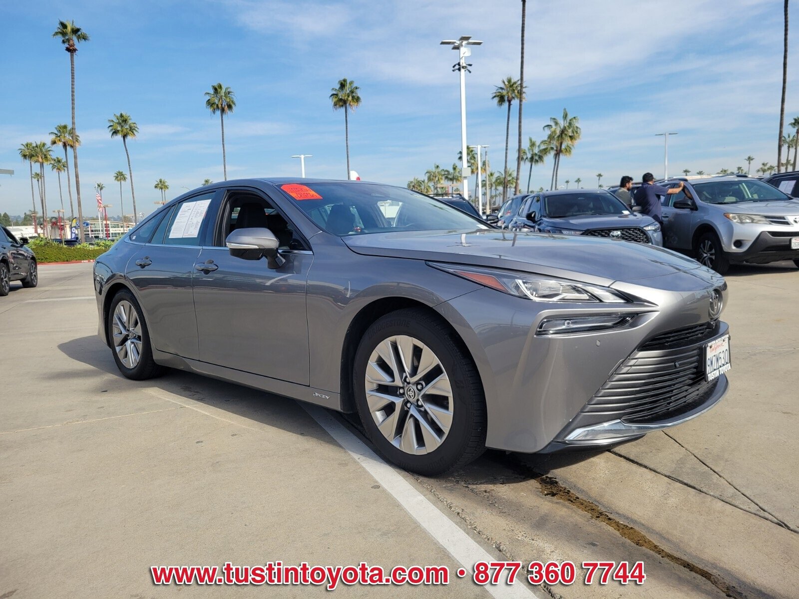 Certified 2024 Toyota Mirai XLE image 2