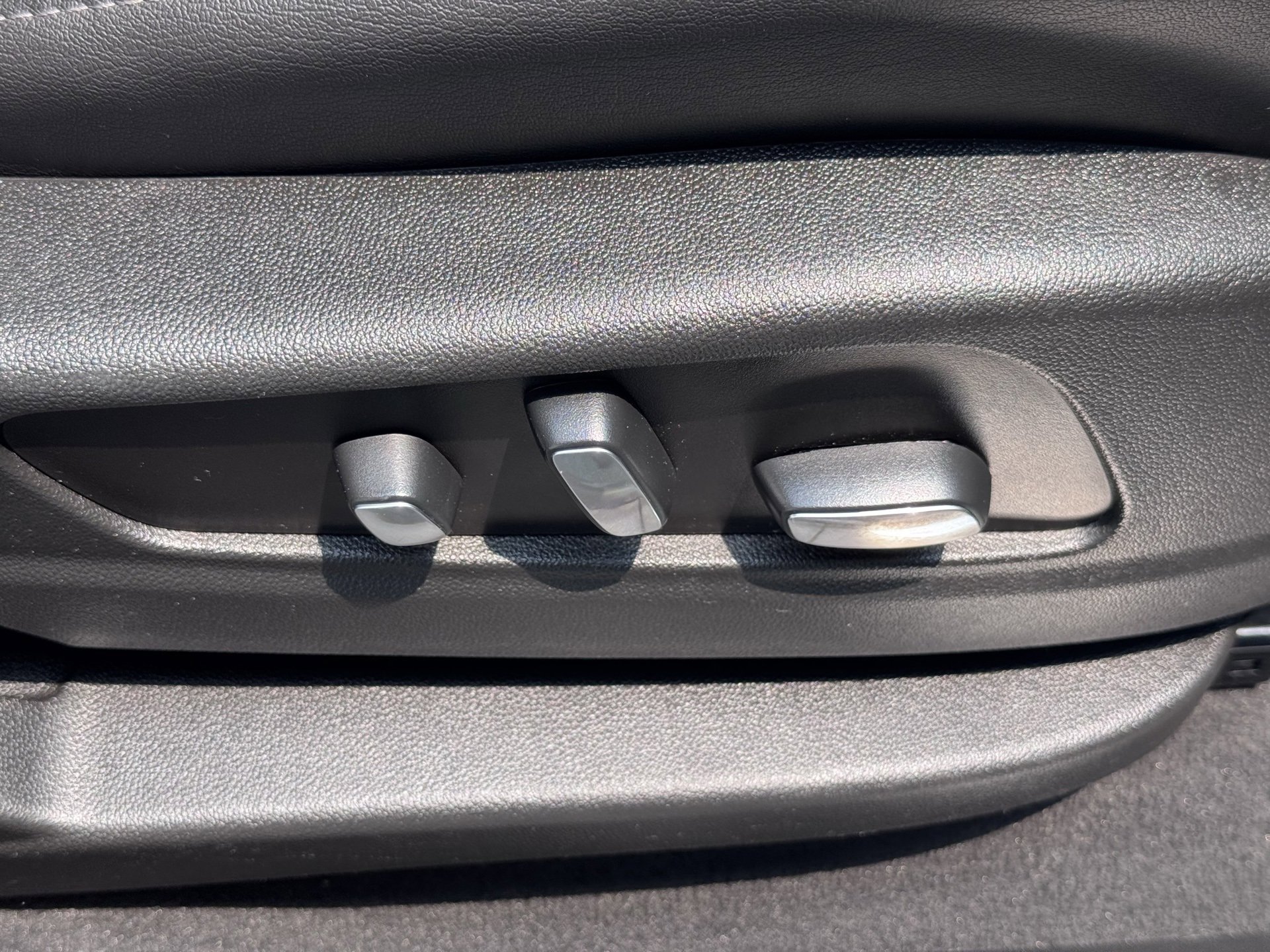 Used 2021 Cadillac XT5 Premium Luxury image 19