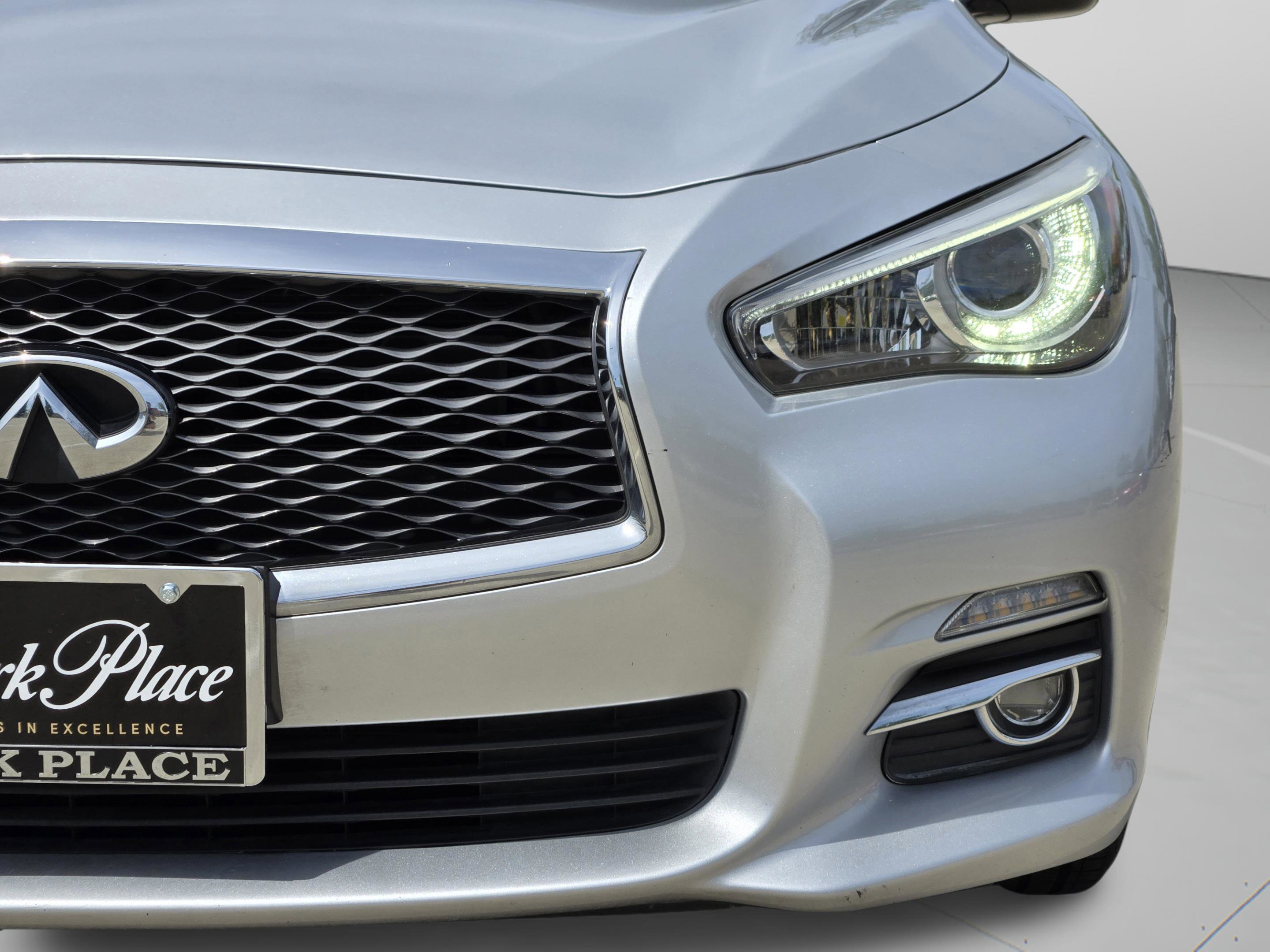 Used 2017 INFINITI Q50 3.0t Premium w/ 3.0T Premium Plus Package image 34