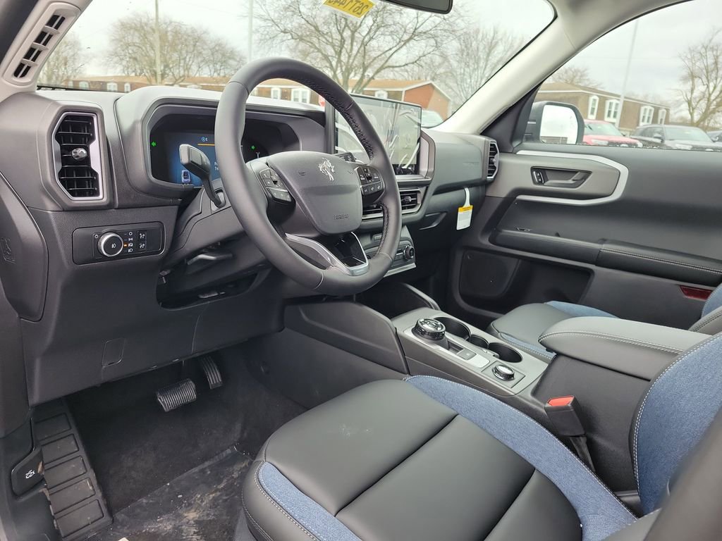 New 2026 Ford Bronco Sport Outer Banks image 21