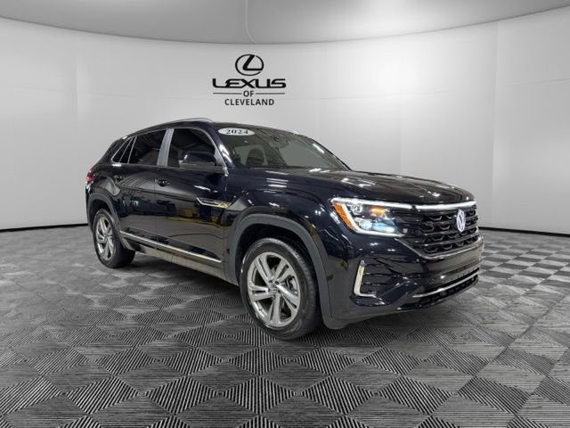 Used 2024 Volkswagen Atlas Cross Sport SEL R-Line image 2