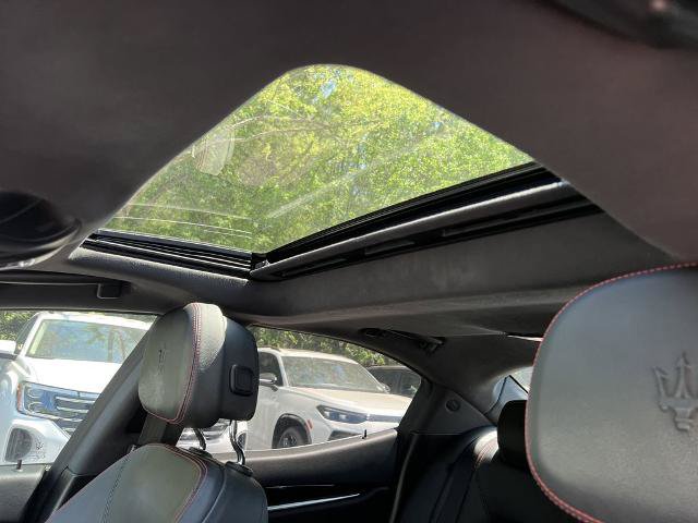Used 2020 Maserati Ghibli S RWD image 27
