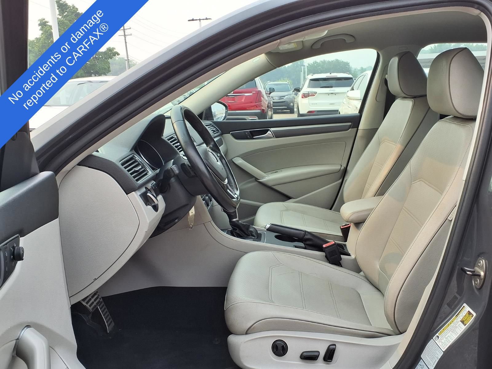 Used 2017 Volkswagen Passat 1.8T R-Line FWD image 17