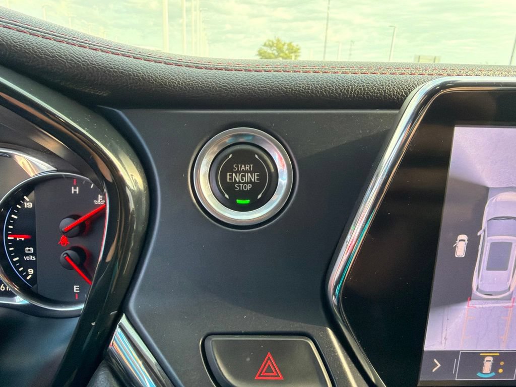 Used 2019 Chevrolet Blazer RS FWD image 30