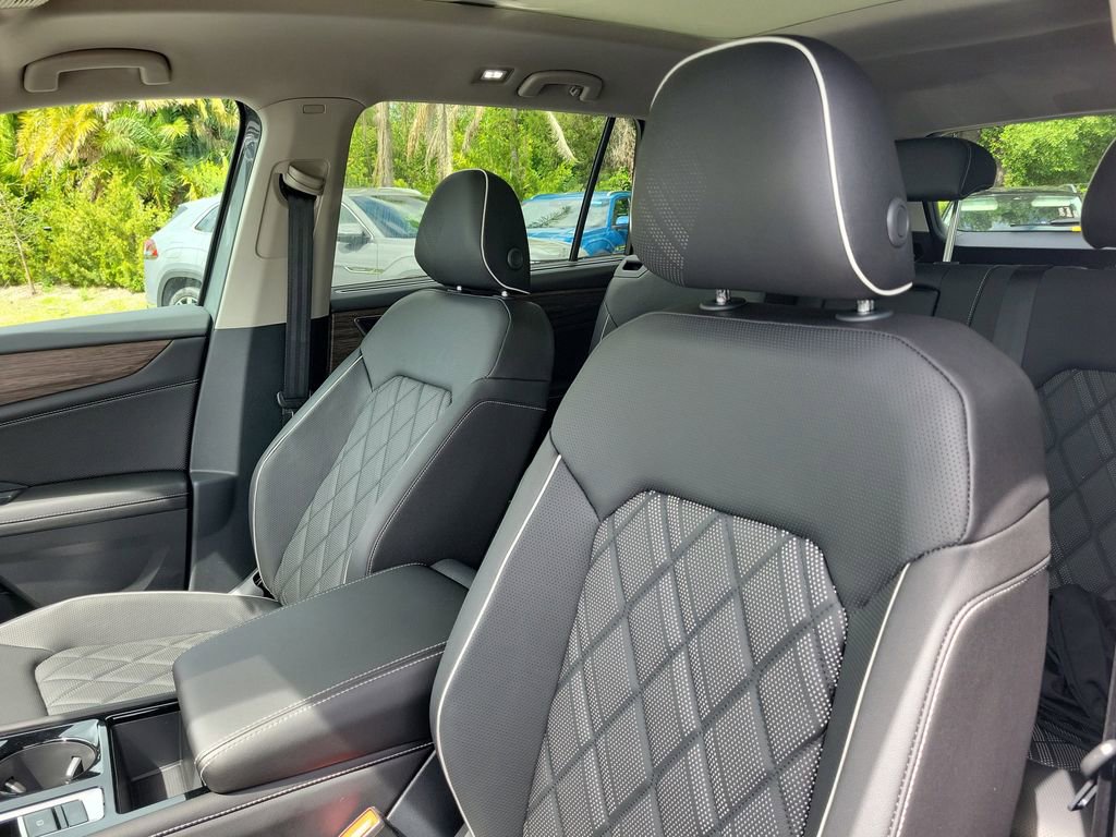 New 2026 Volkswagen Atlas SEL Premium R-Line image 16