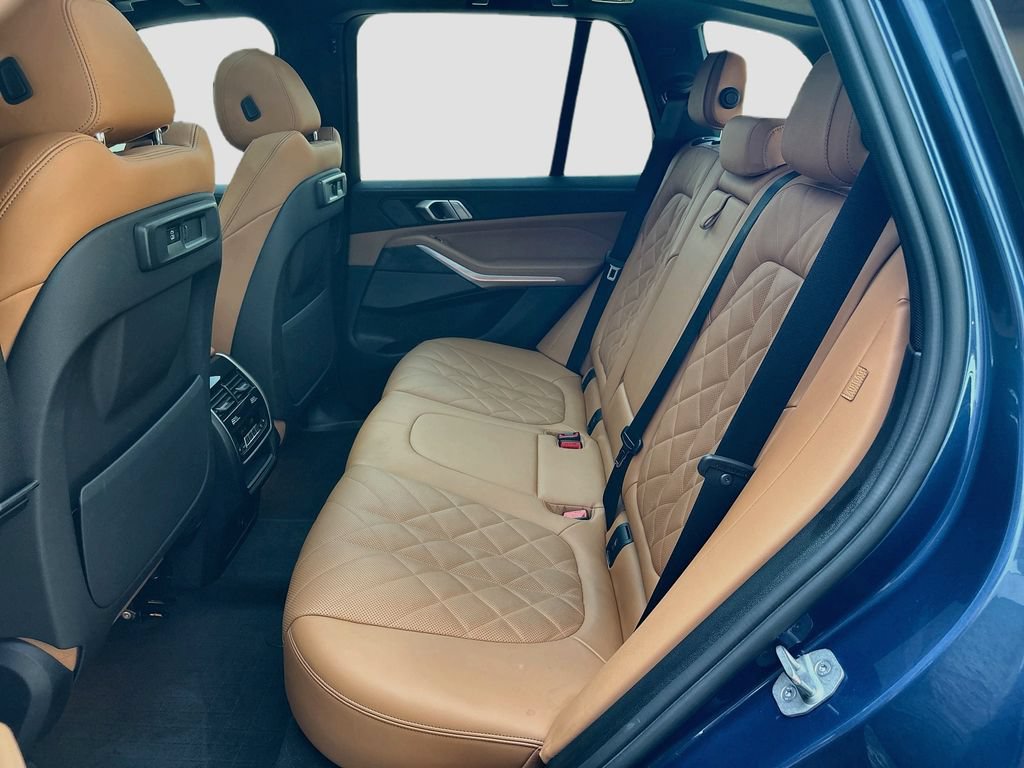 Used 2023 BMW X5 xDrive40i w/ M Sport Package AWD/4WD image 21