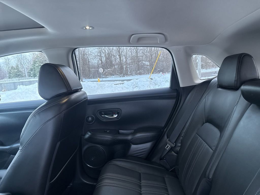 Certified 2025 Honda HR-V EX-L image 19