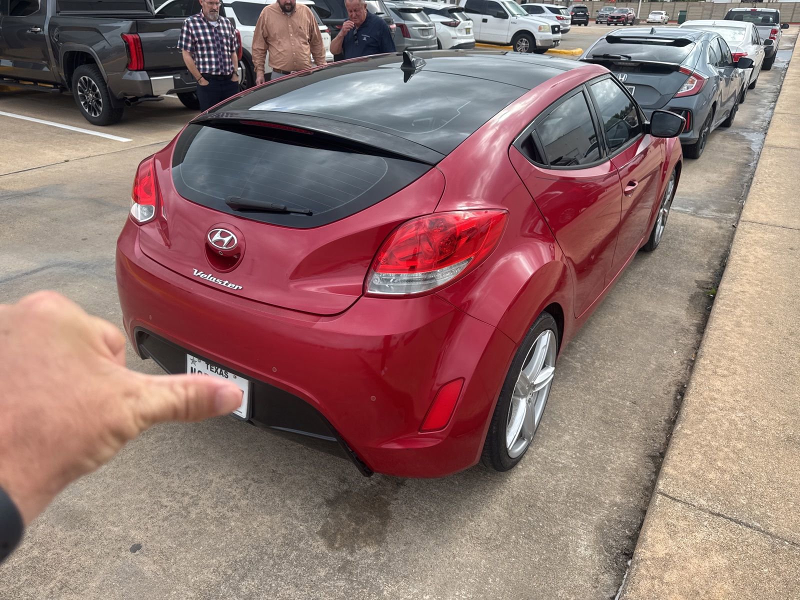 Used 2016 Hyundai Veloster w/ Option Group 03 image 5