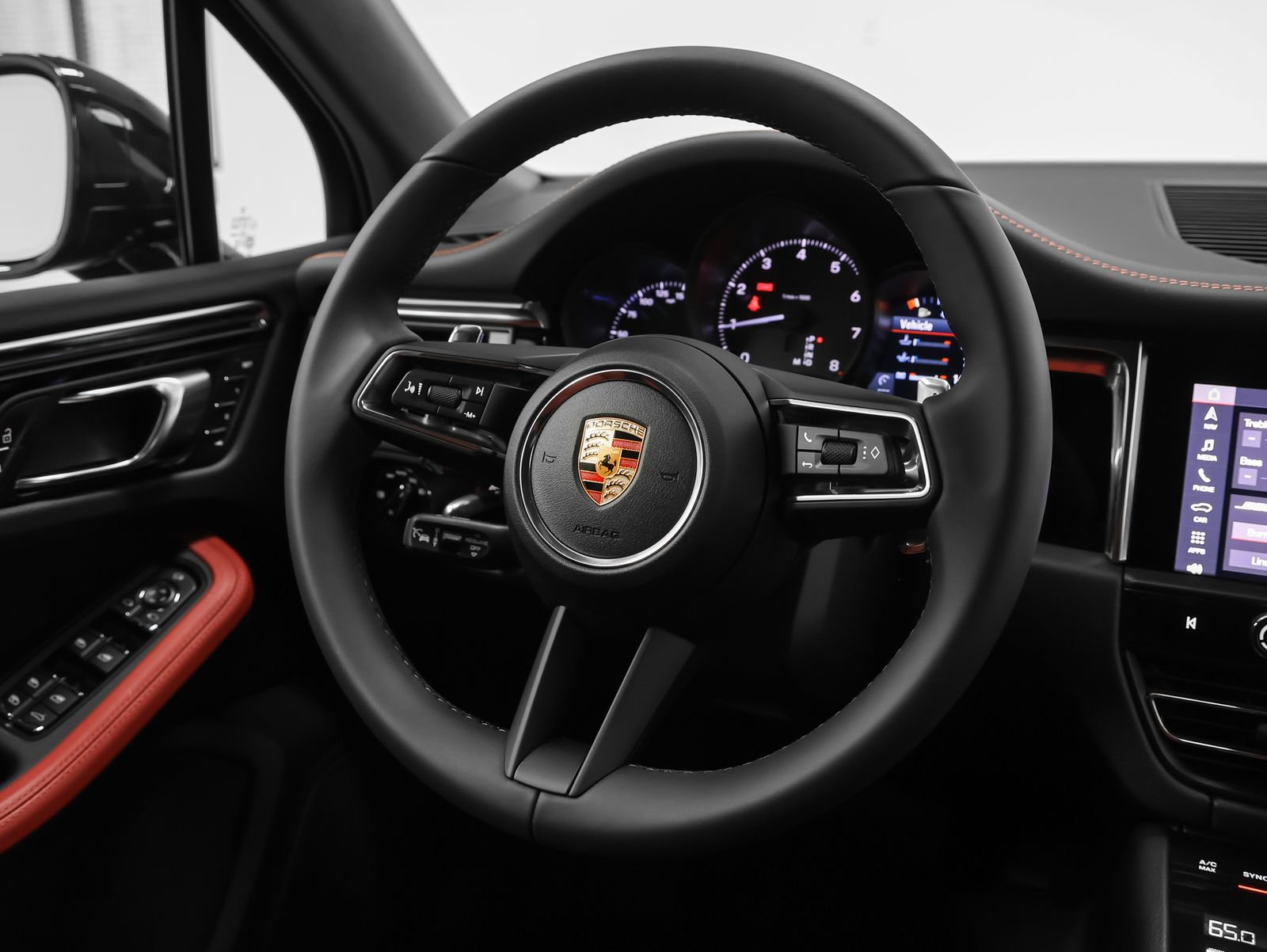 New 2026 Porsche Macan AWD/4WD image 30