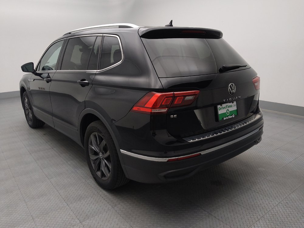 Used 2023 Volkswagen Tiguan SE w/ Panoramic Sunroof Package FWD image 6