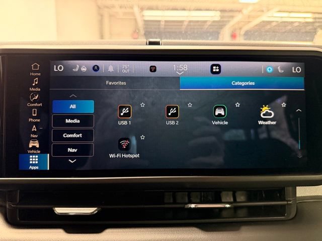 Used 2024 Jeep Wrangler Unlimited Sahara w/ Technology Group AWD/4WD image 41