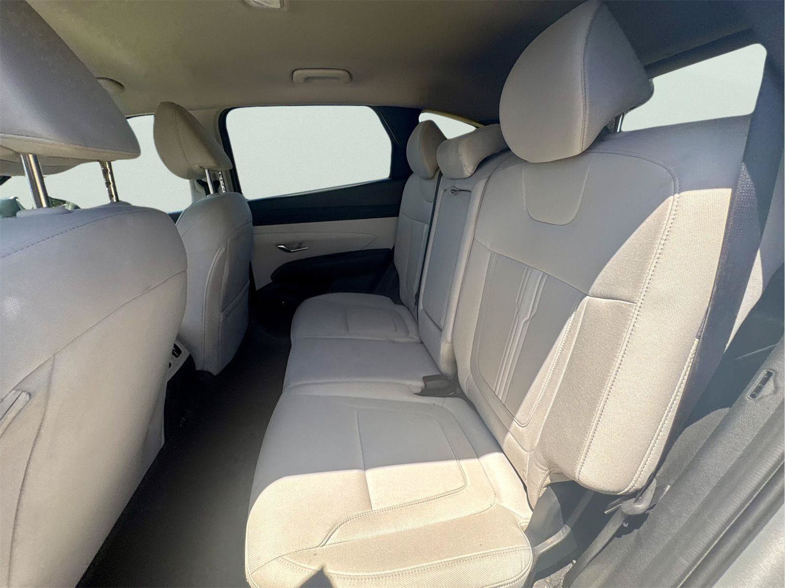 Used 2025 Hyundai Tucson SEL FWD image 9
