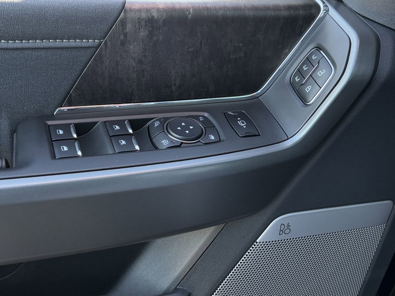 New 2026 Ford F250 Lariat w/ Black Appearance Package AWD/4WD image 64