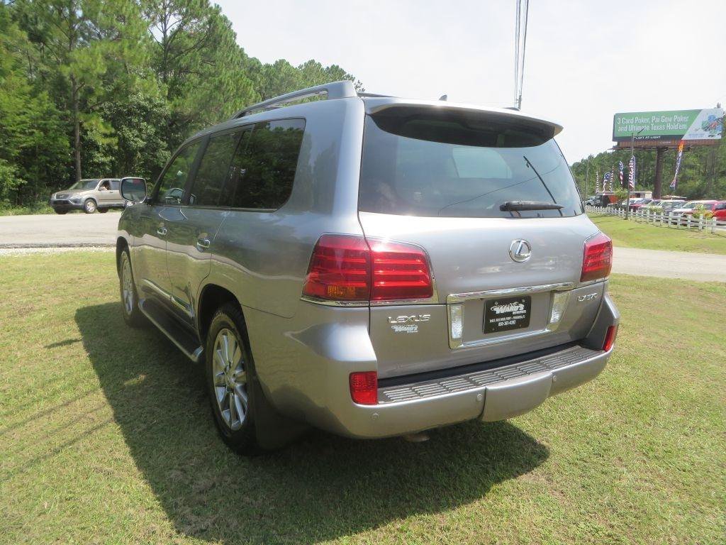 Used 2009 Lexus LX 570 4WD image 8