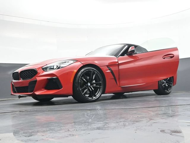 Used 2019 BMW Z4 sDrive30i w/ M Sport Package RWD image 43