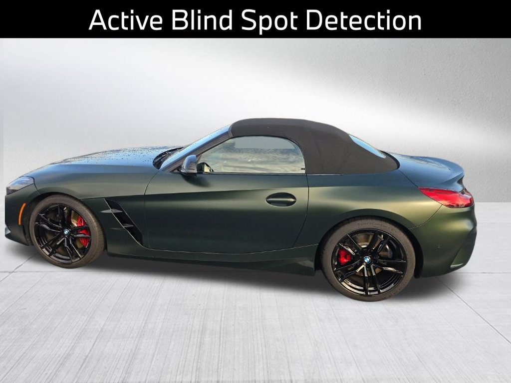 Certified 2025 BMW Z4 M40i w/ Edition RWD image 12