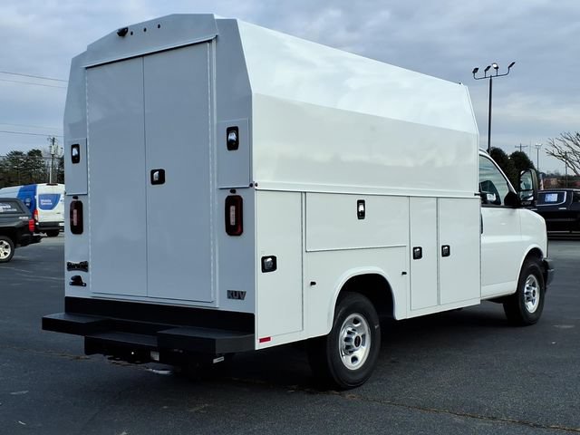New 2025 GMC Savana 3500 w/ Power Convenience Package RWD image 25