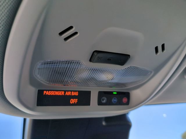 Certified 2025 Chevrolet Trax LT image 21