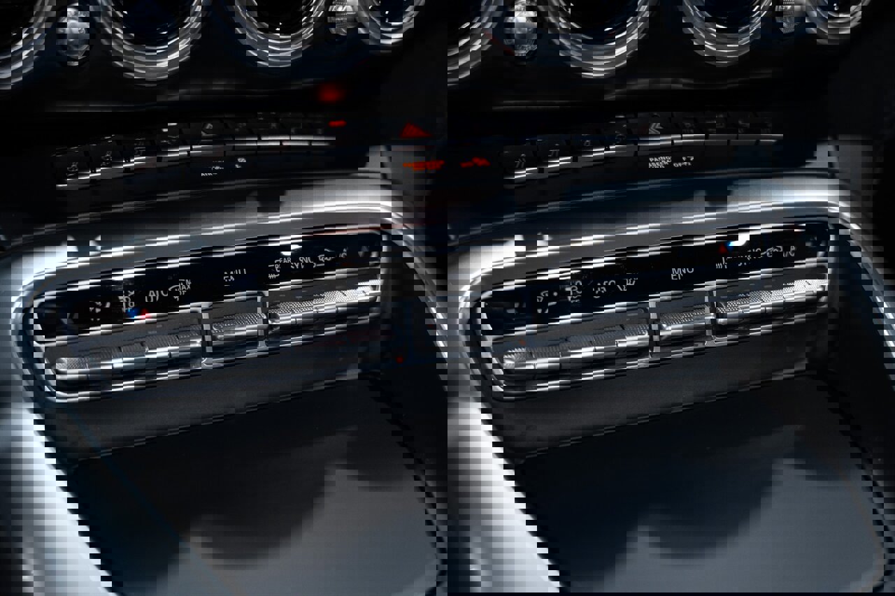 Used 2019 Mercedes-Benz AMG GT Roadster image 52