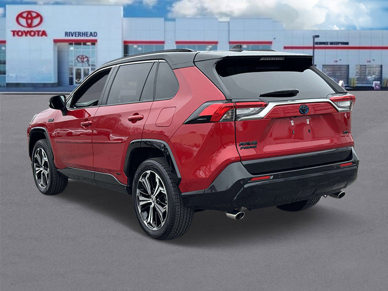 Used 2024 Toyota RAV4 XSE w/ Premium Package image 4