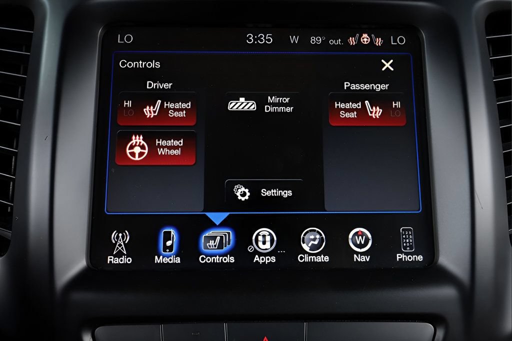 Used 2018 Jeep Cherokee Limited FWD image 28