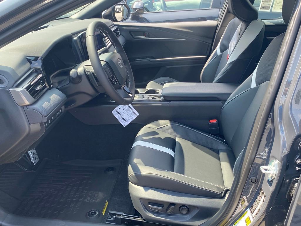 New 2026 Toyota Camry SE FWD image 6