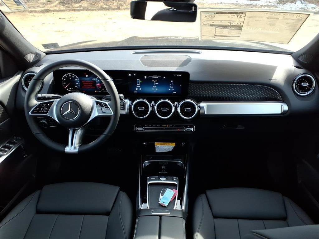 New 2026 Mercedes-Benz GLB 250 4MATIC image 22