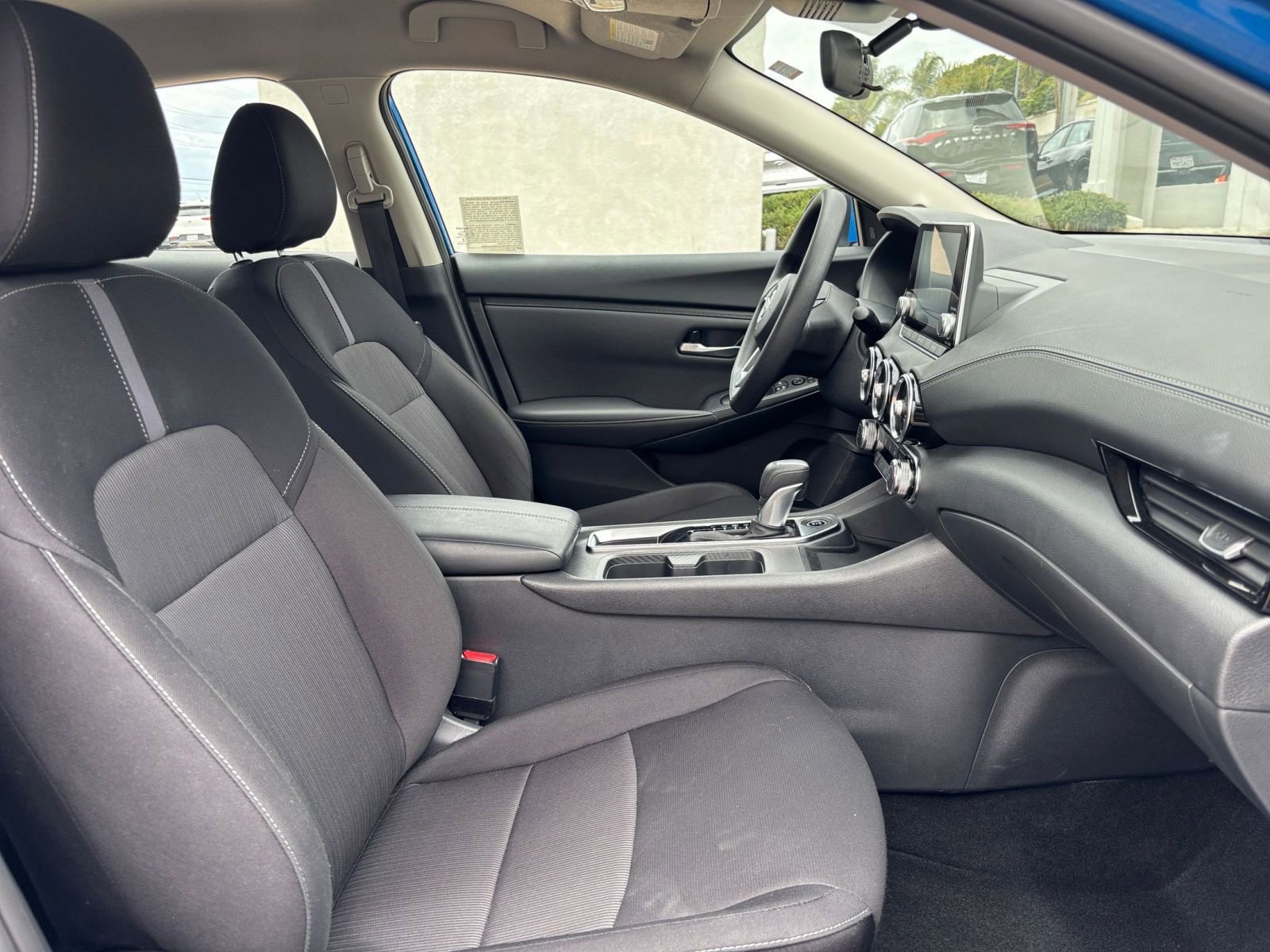 Used 2025 Nissan Sentra SV FWD image 34