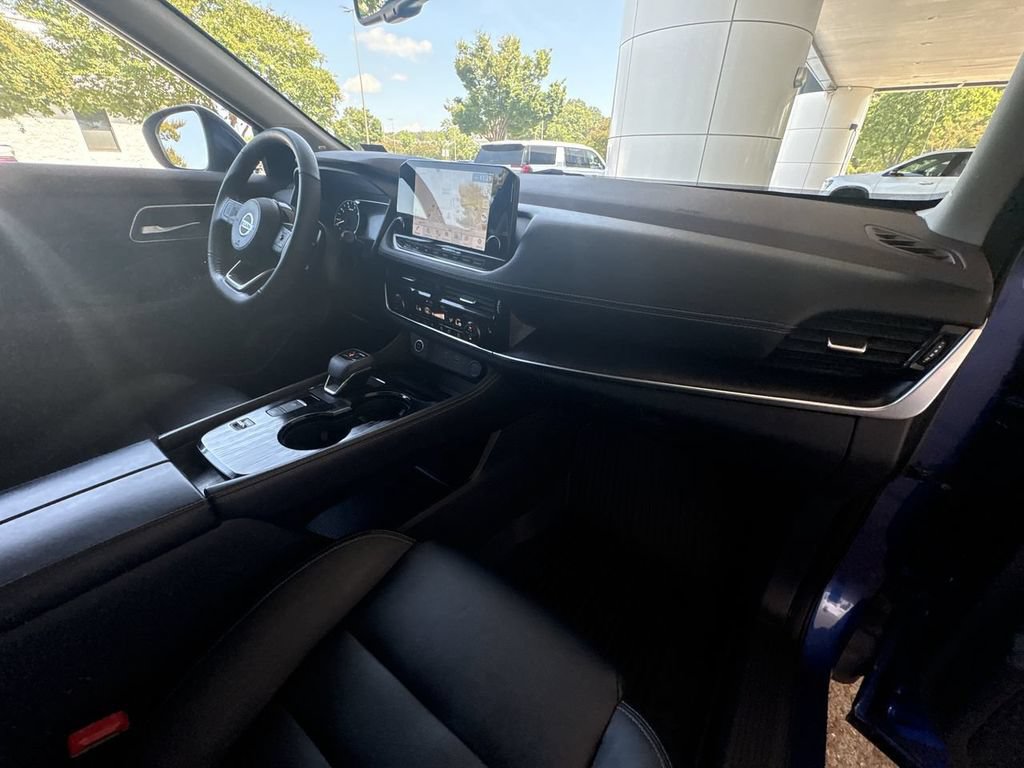 Used 2021 Nissan Rogue SL w/ Premium Package FWD image 30
