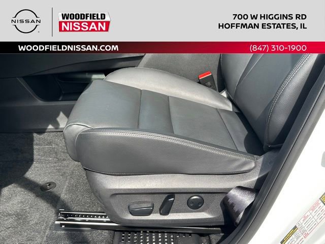 Certified 2025 Nissan Rogue SL AWD/4WD image 26