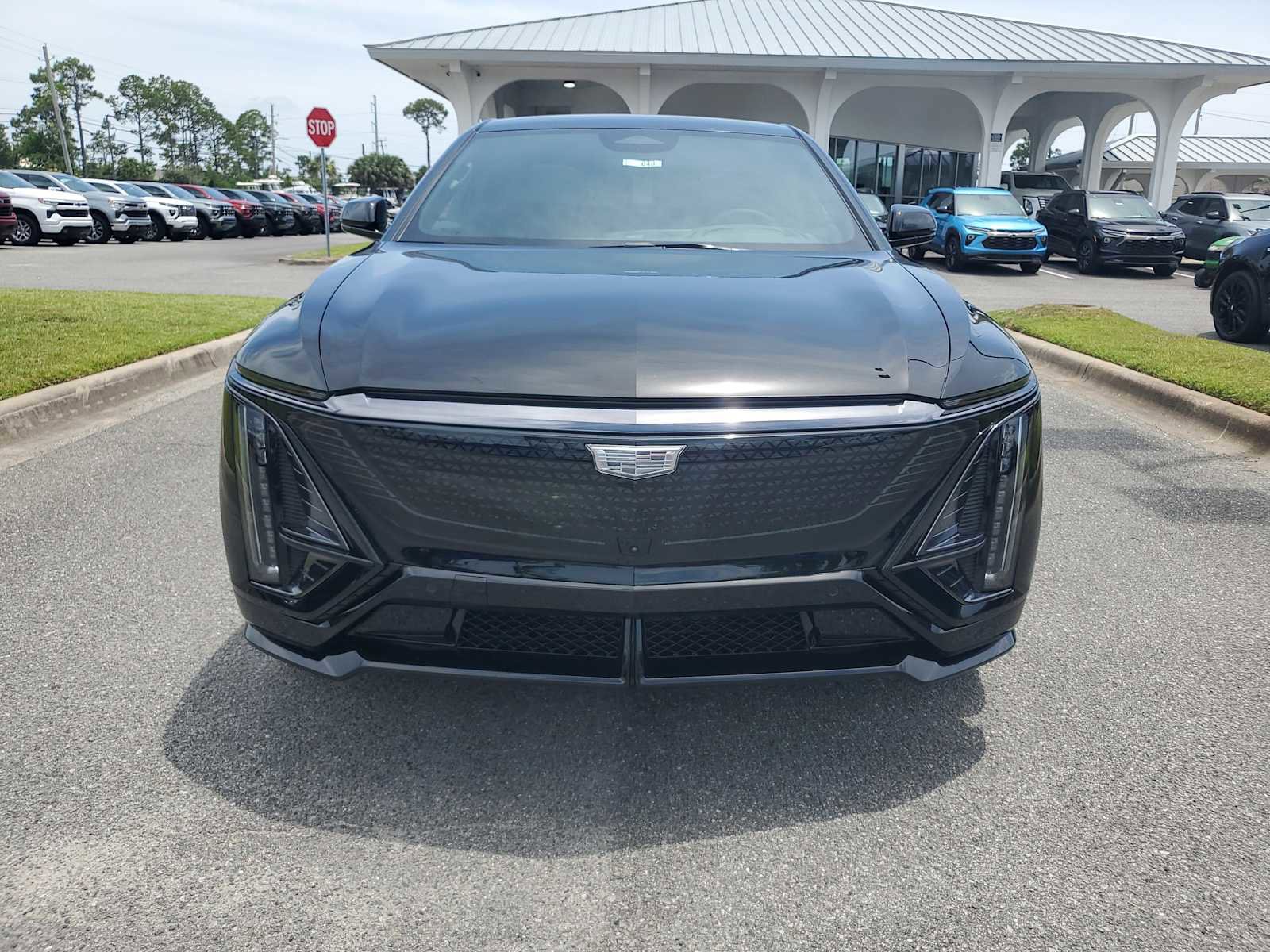 New 2026 Cadillac Lyriq V image 9