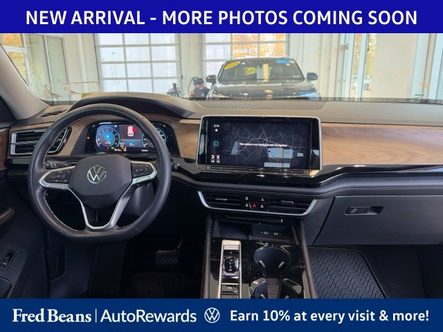 Used 2024 Volkswagen Atlas SE AWD/4WD image 12